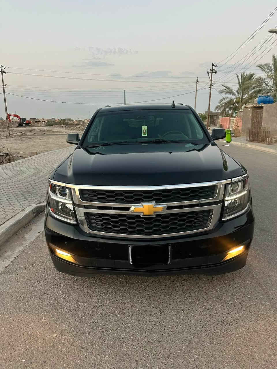 السلام عليكم
للبيع تاهو بدون رقم حاويه 
بدون رقم 
موديل 2018 اصل 
السعر 175 $ وبيه مجال بسيط
وارد امريكي حادثه بيبان 2 فقط ومبدلات اصليات تفصيخ 
مكان السياره البصره
مواصفات LT 
باب كهربائي 
قاصه 
بصمه تشغيل. 
تشغيل عن بعد 
هوايه بيه مواصفات 
السياره كلش جديده وجاهزه من كلشي 

‭***********‬
