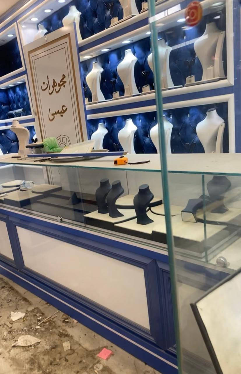 ديكور مجوهرات جديد للبيع الاتصال على الرقم ***********
