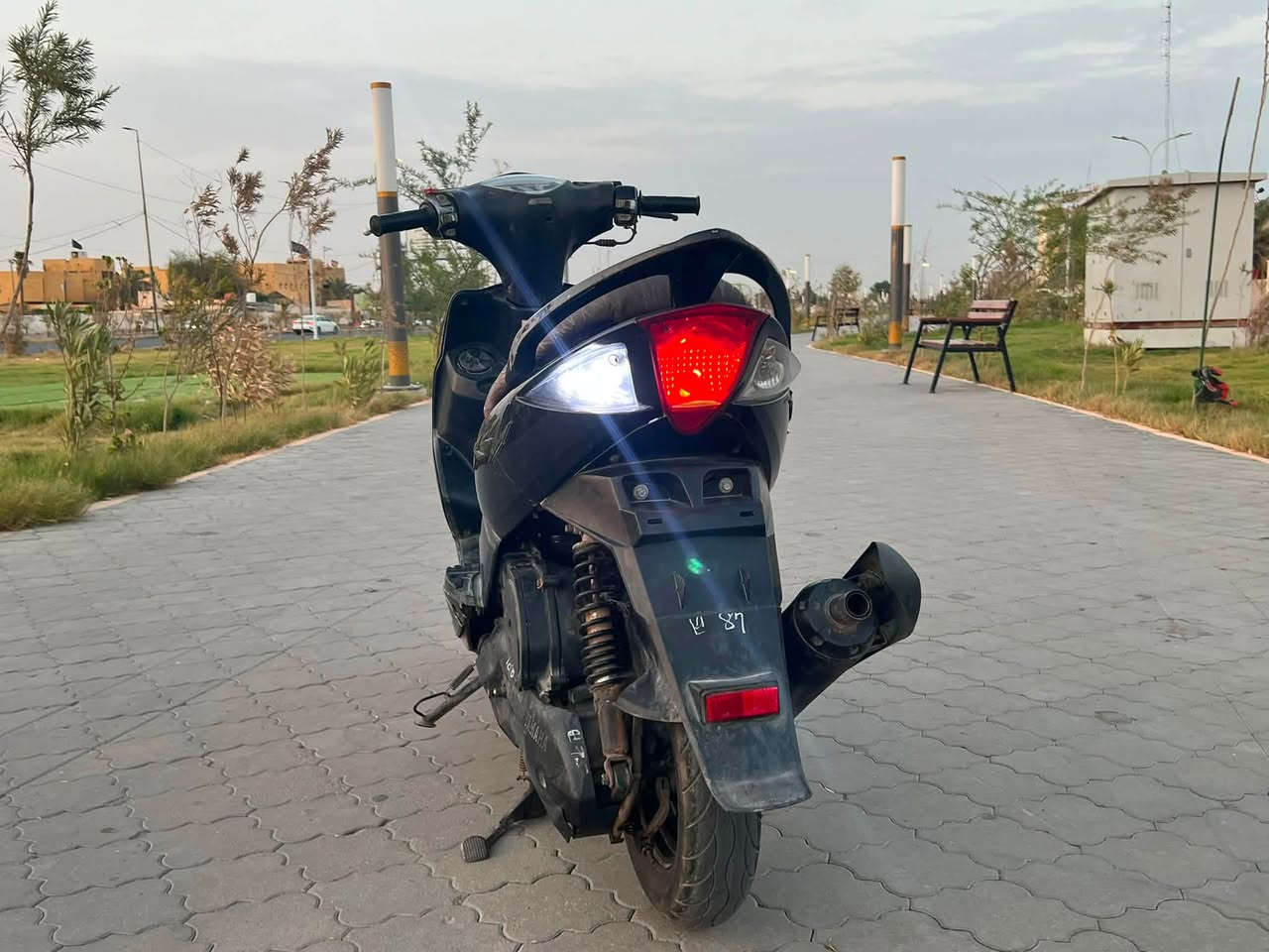 دراجة للبيع ماكس مضلع كابريتر كاملة من كلشي كهربائيات كلهن كاملات نكرة سلف بكل وقت كفرات بلاد لايت عالي وناصي أشاير بك لايت هورن نضيفه الدراجة لاتبخير ولا تنقيص بوشه بلاد سعرها 520 للتواصل *********** المكان البصرة الجبيلة
