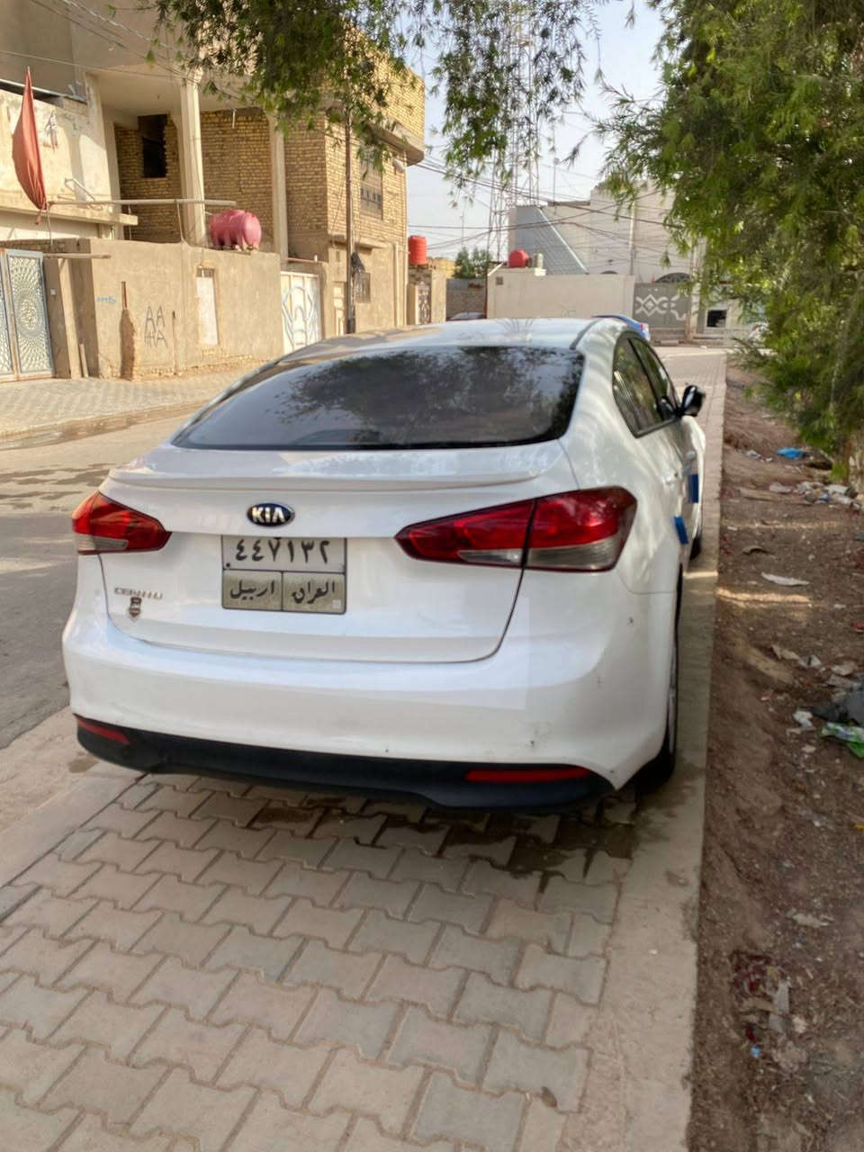 سيراتو مديل 2017 مكفولة كفالة عامة فقط بارد بالجنطة
كير ومحرك جديد مامفتوح
ماشية 224 
وباسم شركة 
السعر 118
***********
مكان نجف
