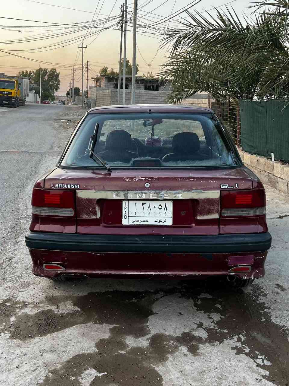 السلام عليكم
سياره لانسر موديل 1993 كير محرك شرطة مكفول 
سياره بلادي صبغ فقط هلالات  السياره بأسمي سنويه لحد 2028 تحويل ثاني يوم مكان السياره ديالى جلولاء 
رقم الهاتف/***********

