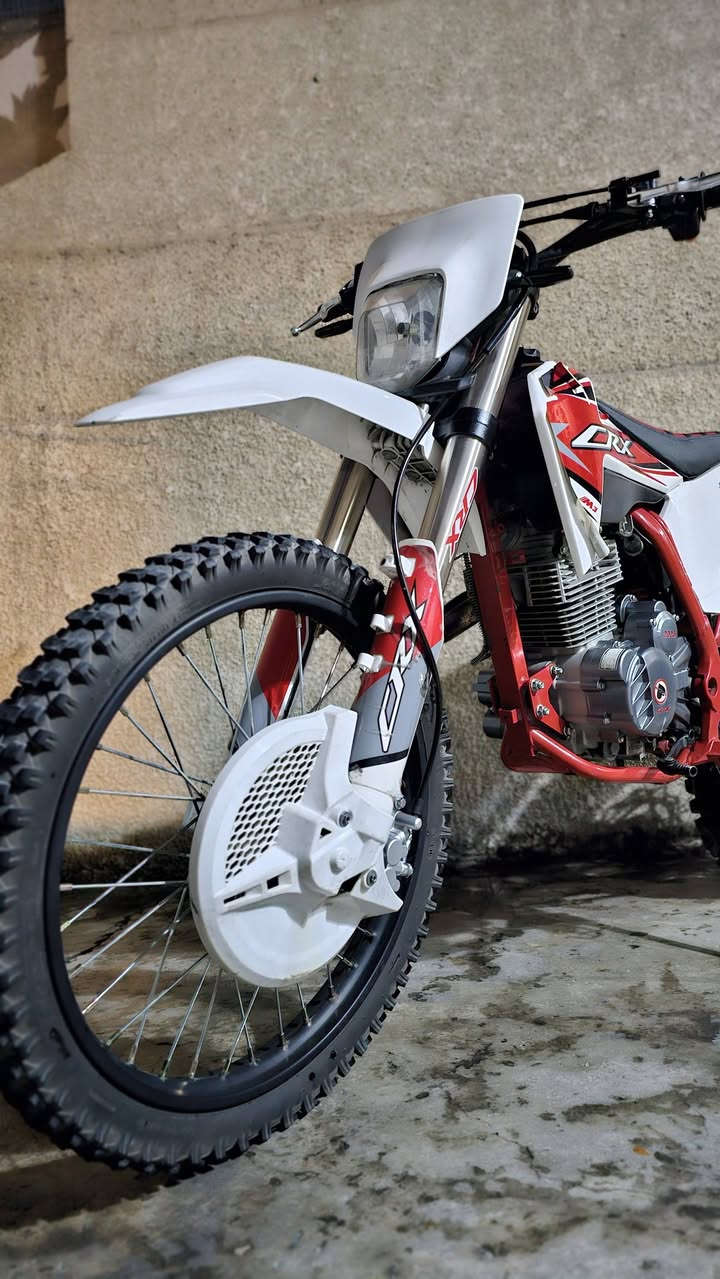 Crx 300cc 2025
الدراجه كلها بلاد شركه مكينه مكفوله مكاتبه باسمي 
السعر 1,500,000 قفل قفل
الرقم :*********** الامين الثانيه
