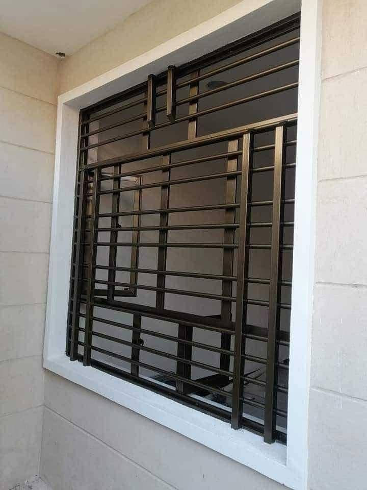 مجموعة بسيطه من أعمال صبغ حديد
نتظيف شبابيك

ب اسعار مناسبه 
***********
