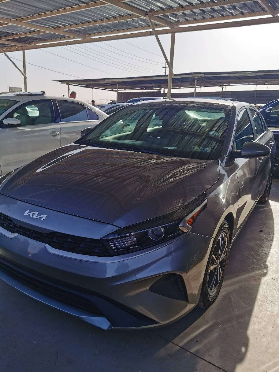 كيا فورتي موديل 2024  

شاشة
كاميرة 
رادار
تحكم ستيرن
تحديد سرعة
و بيها بعد هواي مواصفات

ملاحظة : جملغ صبغ  و باب سايق تبديل شركة 
امامي و خلفي كبس
بدون دواخل
بدون ايرباك 
سعر : 140

مكان : عقرة 
*********** واتساب اكر, نينوى
