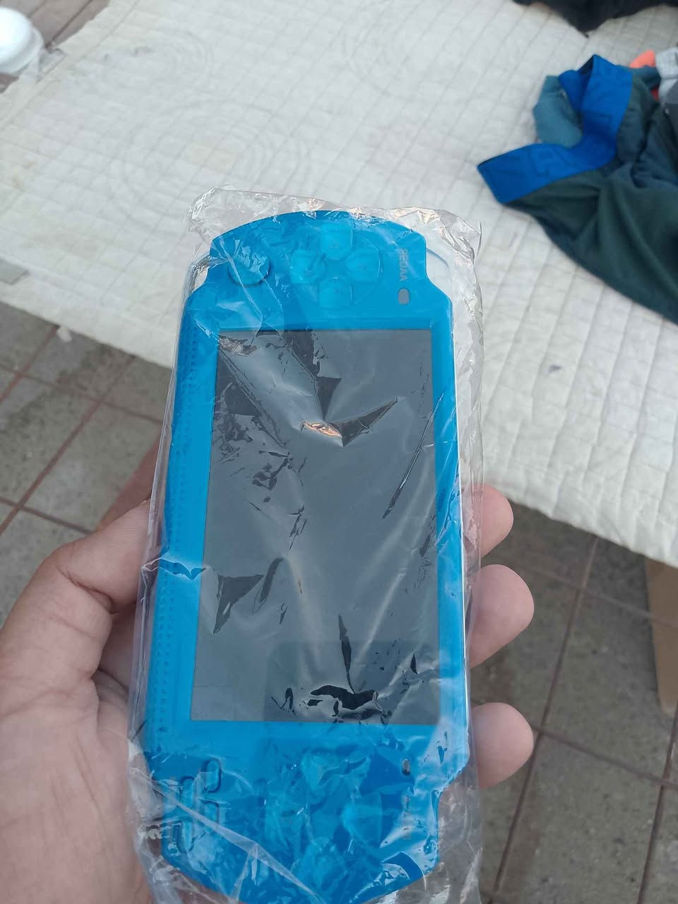 جهاز ألعاب
مال سيكا 
مو psp
بدون بطاريات 
السعر 15 الف 
مكاني مدينة الصدر 
رقمي *********** بغداد, العراق
