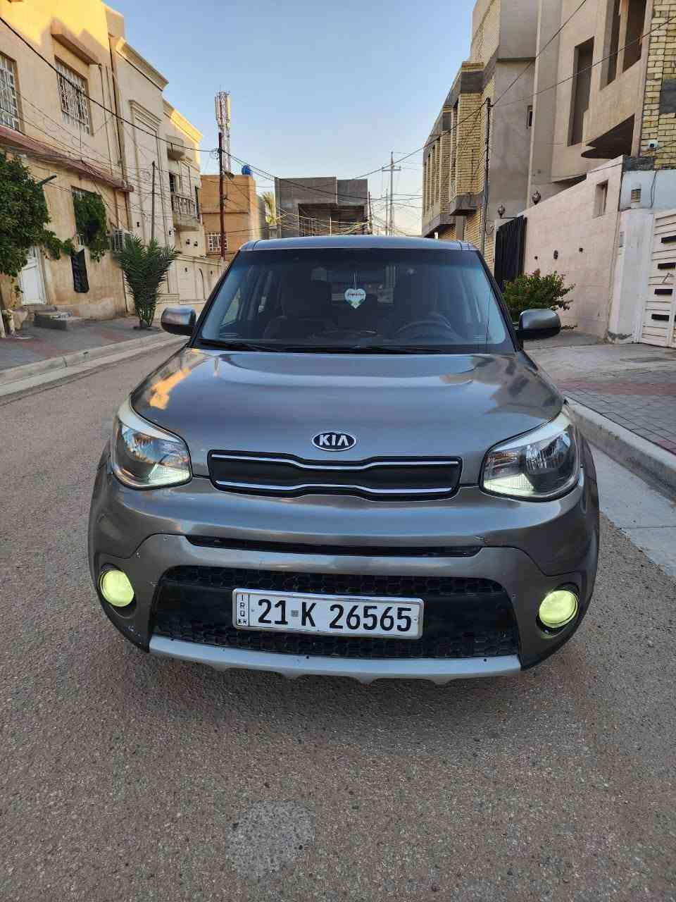 السلام عليكم للبيع صول ٢٠١٧ رقم سليمانيه الجديد رقم وسنويه وهزه جديد وارد امريكي حادث تبديل بنيد وجاملغ تصليح يعني صبغ جاملغ وبنيد بدون دواخل ارباك ستيرن وراجع سستم صور الحادث بالمنشور محرك ١٦٠٠ جي دي اي مامفتوح وشرط بانزين عادي ودونز ماكو تبريد ثلج السعر ١٠٨ وبيها مجال للشراي للإستفسار *********** / *********** الرقم الأثير بي واتساب مكان السياره كربلاء حي الاسره
