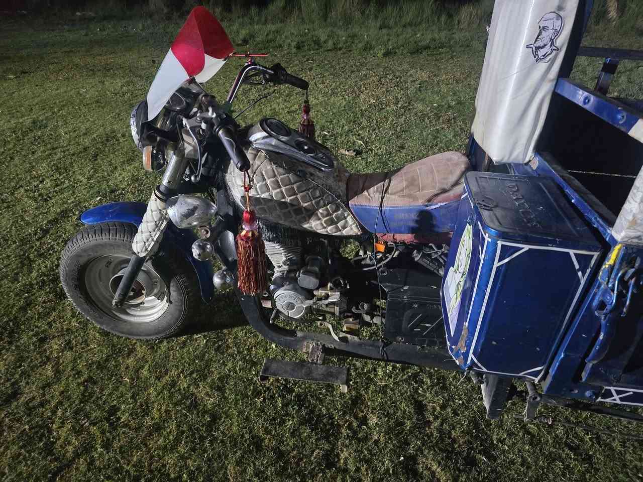 سلام عليكم ستوته للبيع دايوان مديل ١٥ اوراق كامله محرك لاتنقيص ولا تبخير تخم تاير مانقصها شي كله شغال الشراي يتصل على الرقم خاص مااجاوب مكلف بل نشر ***********
