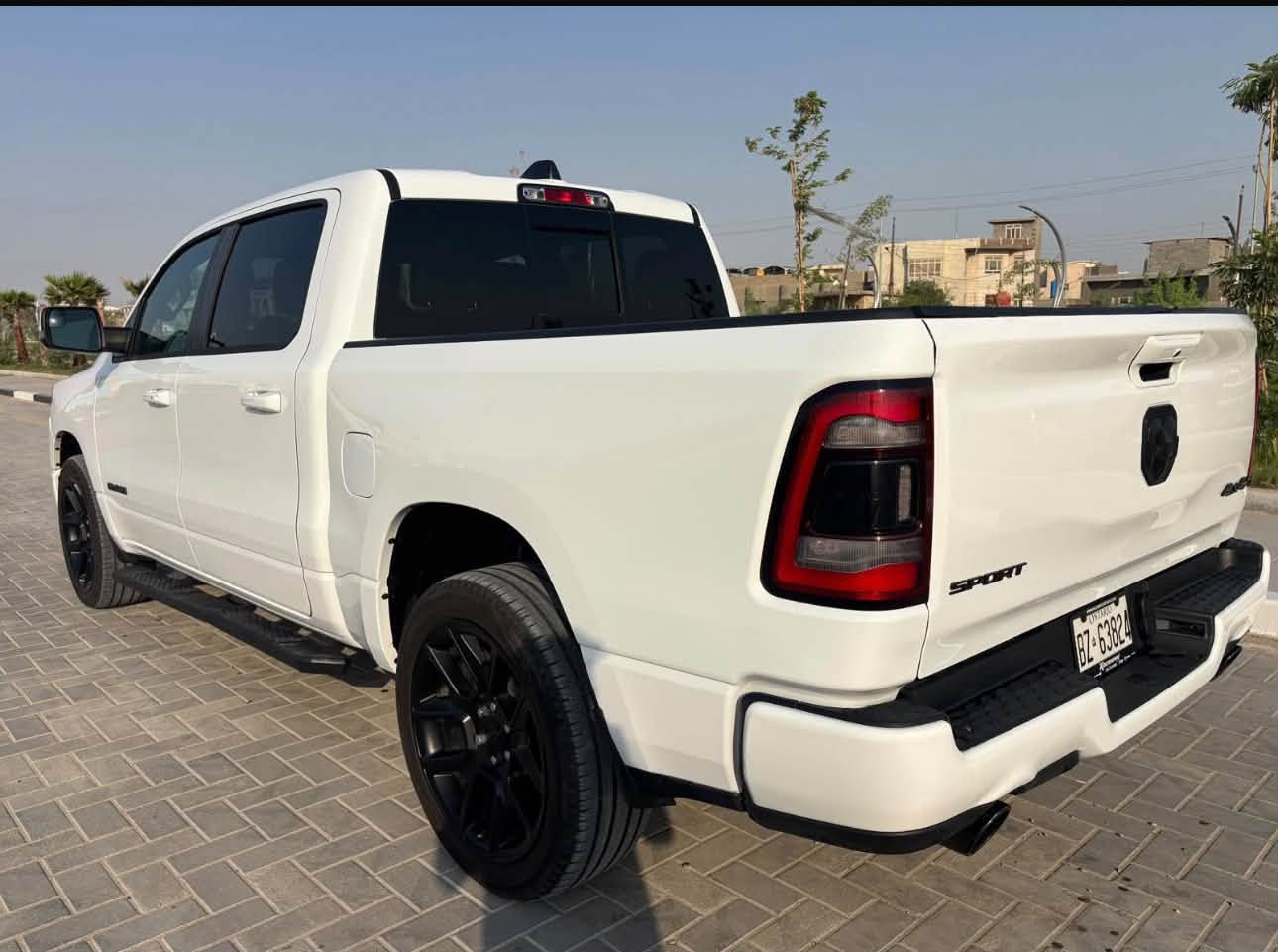 رام ١٥٠٠ سبورت • ٢٠٢٤ • ٥.٧ لتر V8