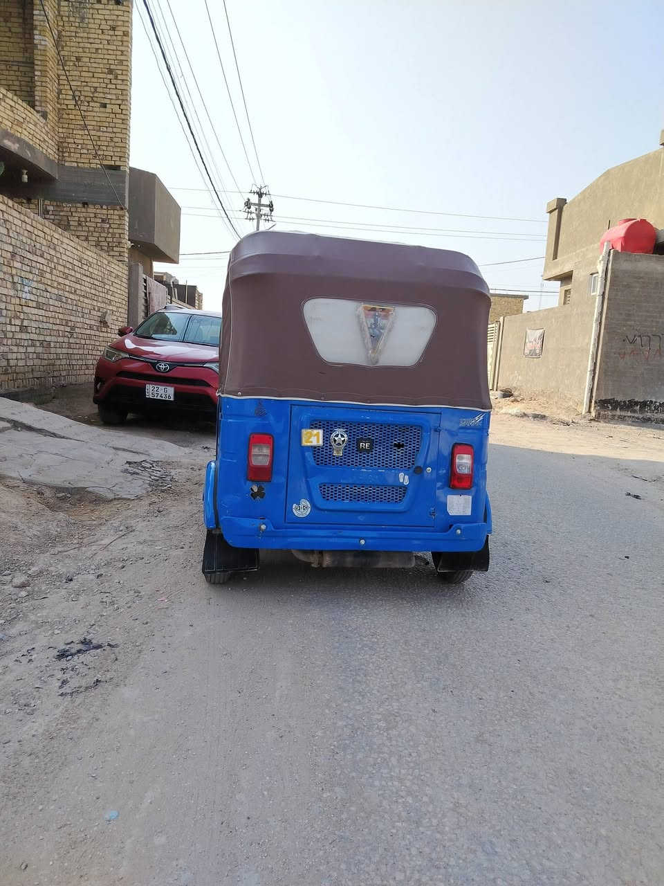 سلام عليكم تكتك موديل (21) بلاديه لاصبغ ولامعجون جاهزه من كلشي اي نقص مابيها كبل لشارع ماتخسر عليها ربع/ملاحضه/التكتك صاعده هزه مال ترقيم/ مكان التكتك بابل قضاء القاسم عليه السلام/رقم الهاتف /***********/اني مكلف بالنشر اتصال على الرقم الموجود؟؟؟؟( الاستفسار)
