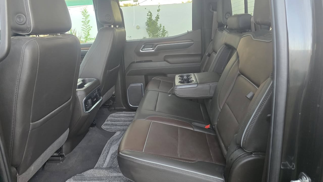 للبيع GMC سيرا 2024
دينالي الشكل الجديد 

باب طويل بدي قصير المرغوب 
 كير طرح 

سياره رقم بغداد شهداء
بيه صبغ البدي
***********
السعر 370
وبيه مجال بصيط
