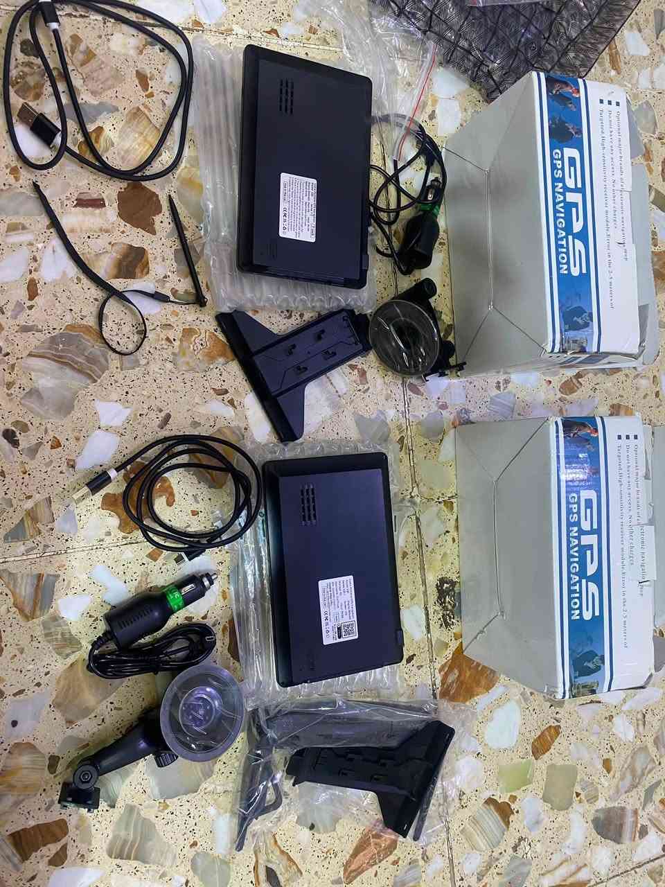 شاشات جي بي اس ونفس الوقت بيهن العاب
تكدر تشدهن على تجاوي السيارة 

ثينهن ب٤٠ الف 

جديد امزون غير مستخدم 

***********
