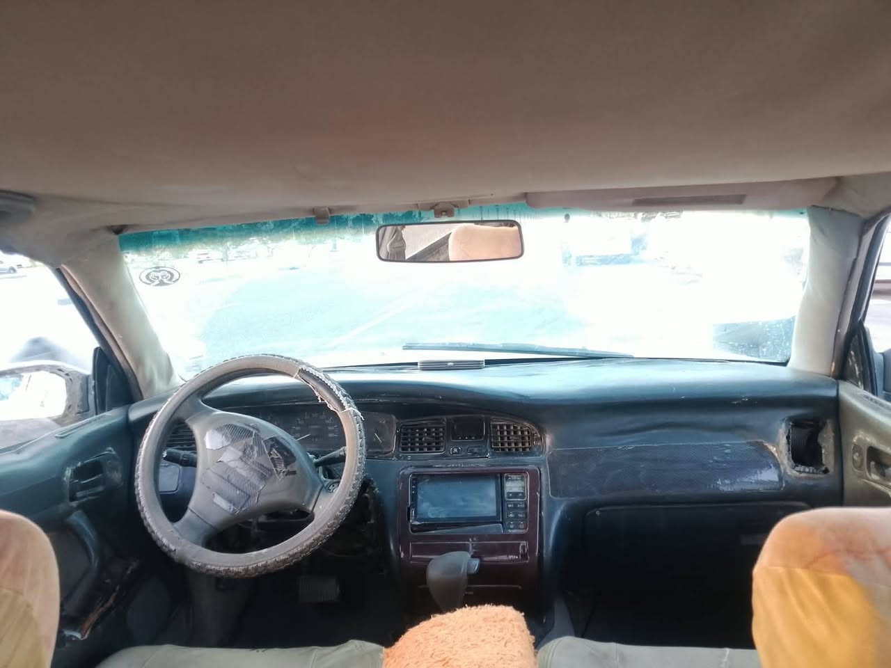 بطه مديل ١٩٩٢ مكفولة كص ونقل كهربائيات شغاله كير ومحرك ثنين ونص خير من الله السعر 28 وبيها مجال العنوان البصره الزبير الاتصال ***********
