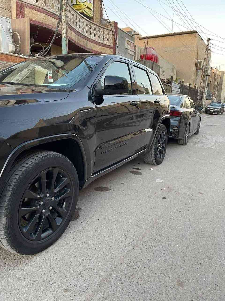 جيب بلاك توب 2020 رقم بغداد ماشيه ٥٥ الف  حادث جاملق اوربع البنيد ،،***********,,,,,,,السعر،،،،  230 ,,
