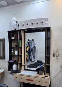 يوجد لدينا ميوزة حلاقه سعر 200،000  رقم الاستفسار   07733403150 الاعنو...