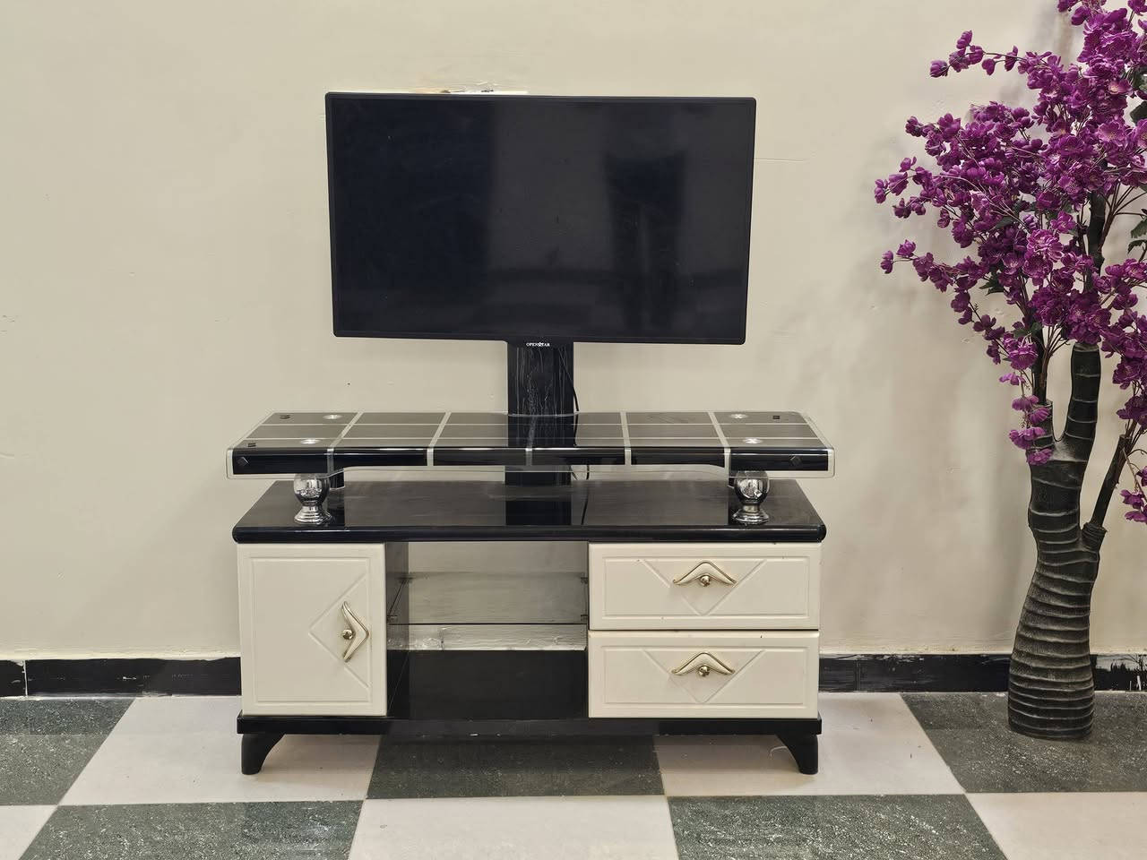 السلام عليكم
بردة للبيع عدد 2 
قياس 3 ×3 وربع 
السعر 75 الف 
ميز بلازمه السعر 60 الف 
 للاستفسار مراسلتنا عبر الصفحه 
او الاتصال على  ***********
