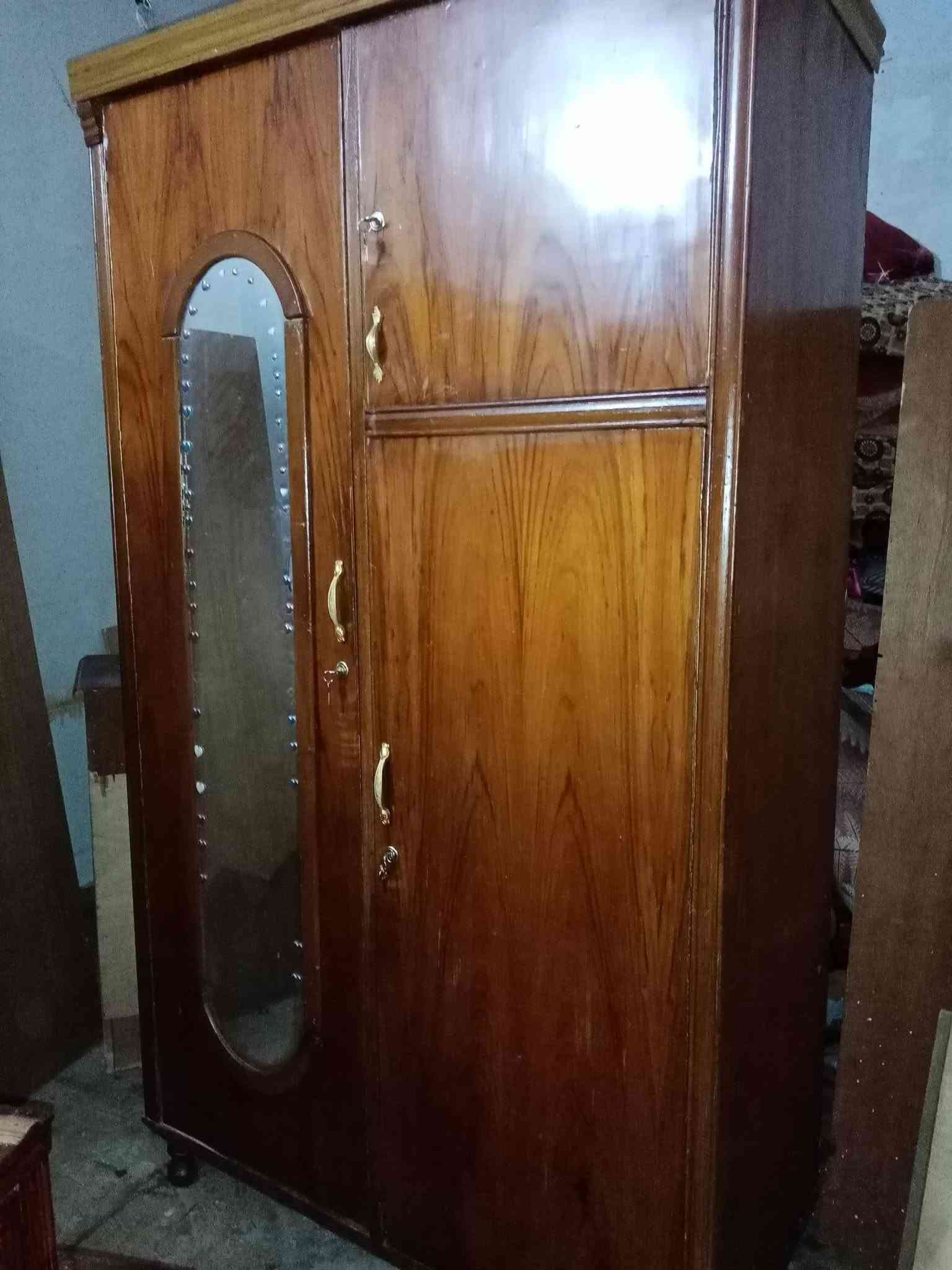 السلام عليكم. اخوان الي موصيني على كناتير توفرت كناتير حطاطه  داخل خارج صاج..
كنتور 6ابوا شغل ثكيل ظهر جرجوبه  داخل خارج صاج قاصه داخليه مخفيه مقطع جرارات وخانات.

كنتور 4بوب كل باب وحده داخل خارج صاج.مقطع رفوف وتعاليك

كنتور 3ابواب داخل خارج صاج مر ايه خارجيه

.كنتور 3 ابواب داخل خارج صاج جرارات داخليه.وتعاليك

كنتور بابين ملحق ارتفاع 216..

سرير نفر مع كومدي عدد 1.

معلمين.. ***********. 🌹
