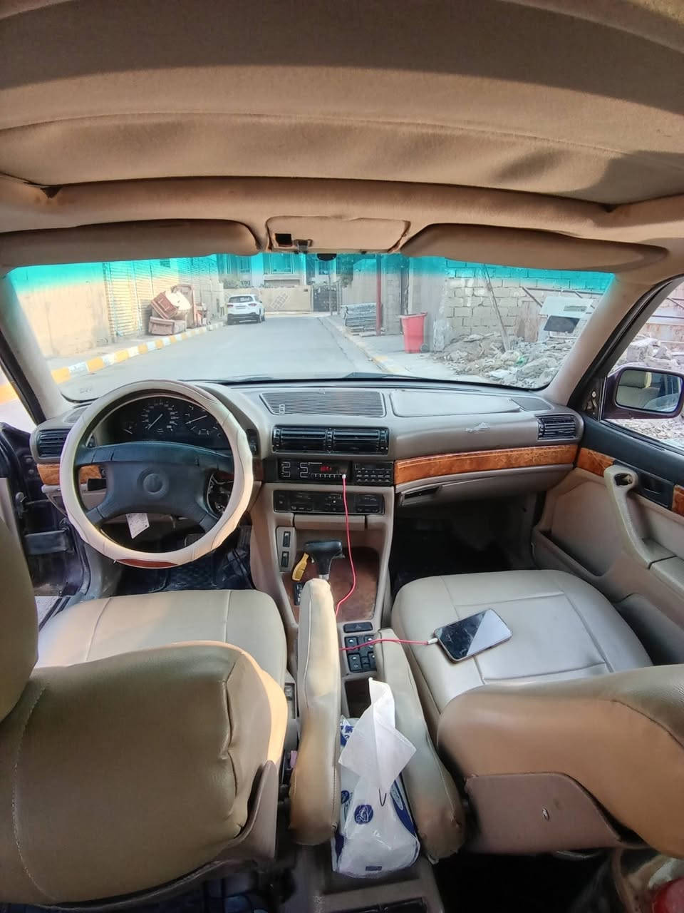 بي ام 735i • ١٩٩٠ • رقم انبار