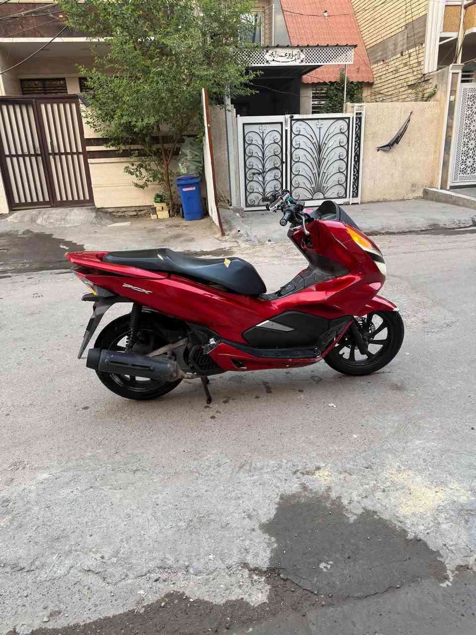 السلام عليكم بي سي اكس جيل الثالث للبيع
الدراجه كوري 
مكينه 150 
حساس ازدحام 
وحساس استان 
سعر 1550 وبيهة مجال قليل 
مكاني حي اور 
رقم ***********
