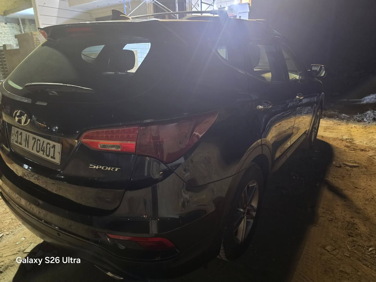 سنتافيا موديل 17وارد امريكي محرك 2400gdi مواصفات عاديه حادثها خلفي موجود بلصور والباب الامامي بيه صبغ من امريكا مع الجاملغ حداديه الصدر 60 بالميه سياره نظيفه للبيع فقط السعر 155 ورقه وبيها مجال مكاني بغداد قرب الدوره للاستفسار على الرقم ***********
