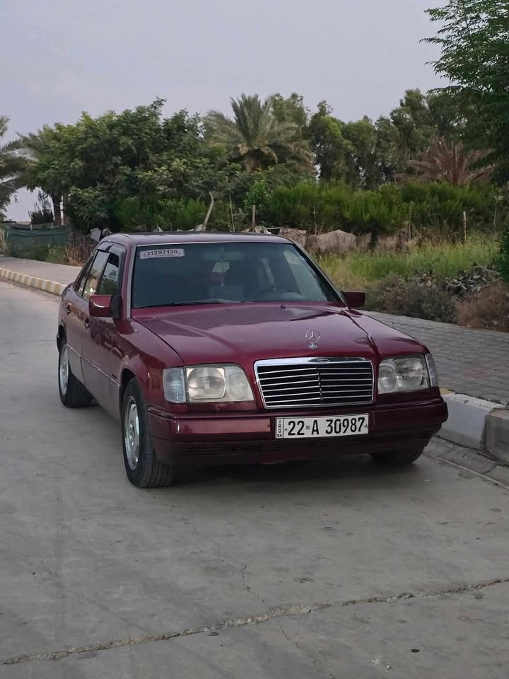 مرسيدس موديل 1990 🚘
📋 سنوية لغاية 30
👤  وكالة أو تحويل
📍 قواعده بلاد
✨ شاشة | تبريد | كاميرا
🔑 السيارة بدون عيب 
💰 السعر: 54
📍 المكان: ديالى
📞 *********** واتساب
