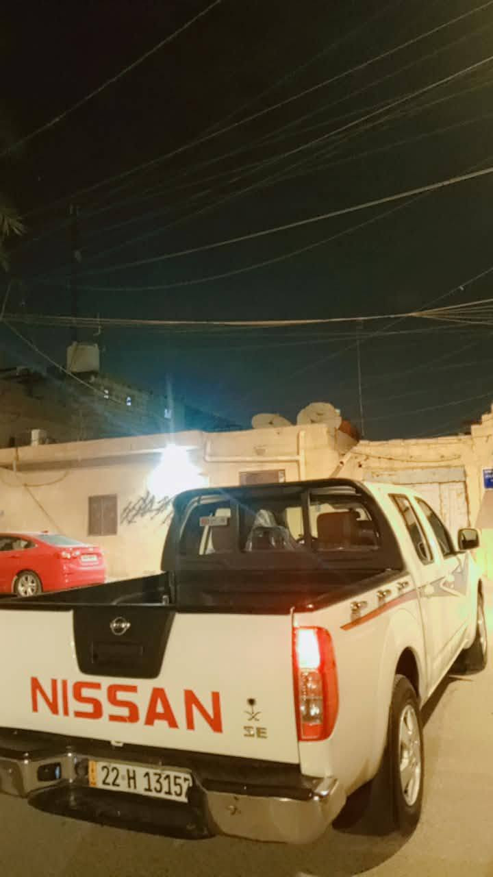 السلام عليكم نيفارا 2014 خليجي خطين محاوره غاز بنزين 
مكفوله كير حداده وتبريد تخم تاير رقم اربيل الجديد 
سنويه 31 
مكفوله ضربا 
وتبديل سعره 
110 وبيها مجال 
عنوان بصره نظران 
رقم هاتف***********
