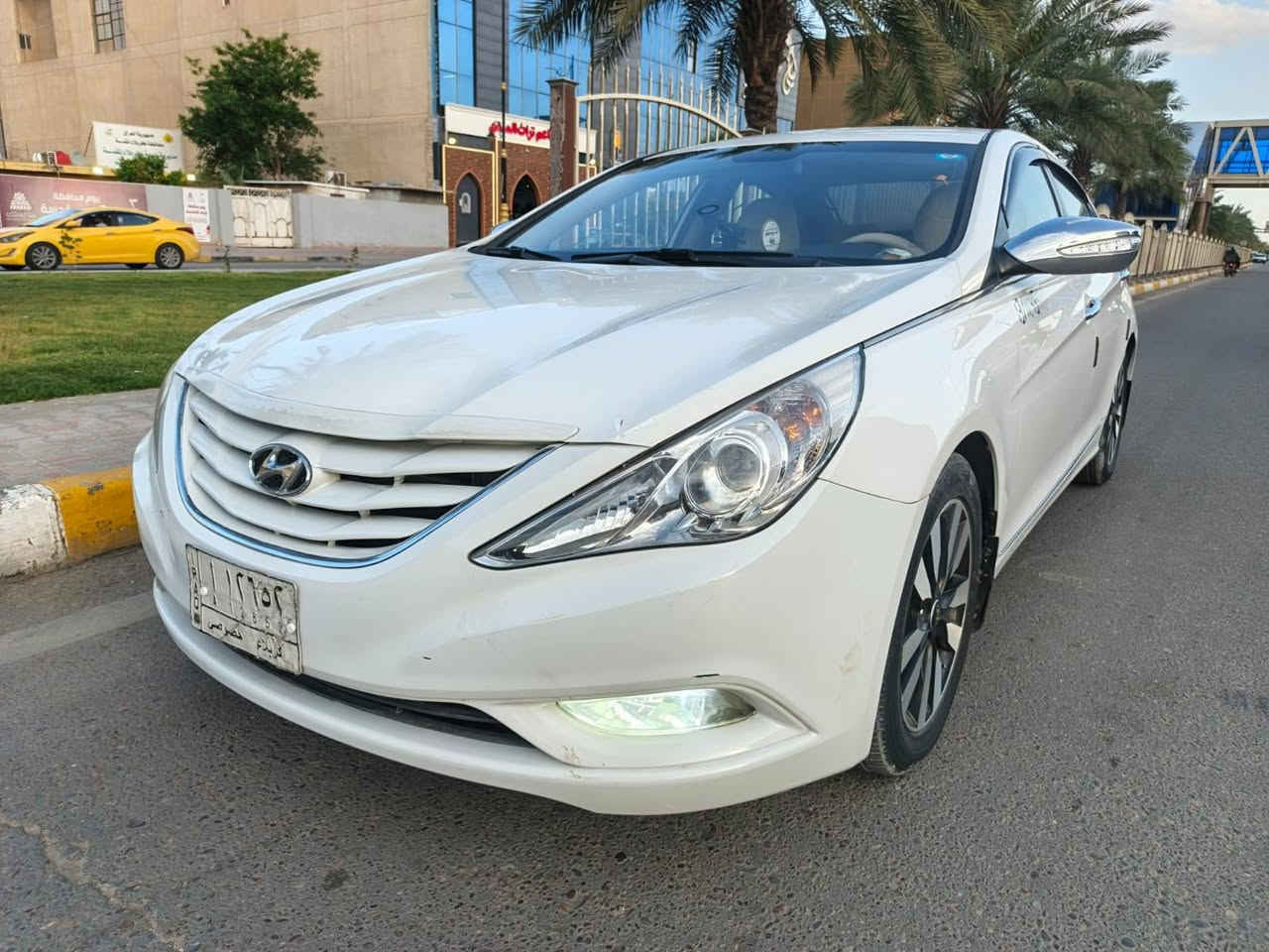 السلام عليكم سوناتا 2013 مكفوله عده الجاملغ الخلفي بدون دواخل سياره جديد من مكينه وكير وتبريد وحداديه وتخم تاير سياره بسمي مكاني كربلاء السعر 118وبيه مجال للطيبين للاستفار الاتصال ع الرقم ***********
