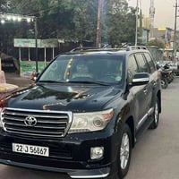 لاندكروز ٢٠١٢ بيهه قطع صبغ بدون ضربه اثر شخوط سونار موجود مكفوه من ضرب...