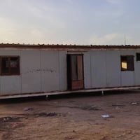 كرفان • طول ١٠م • عرض ٤م