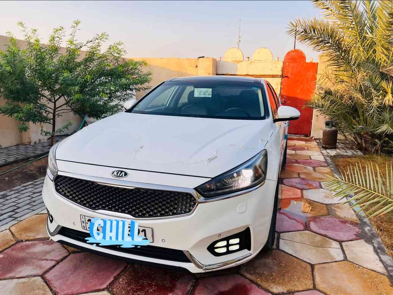 كيا كادنزا للبيع خليجي كفالة عامه 
فول مواصفات 
مقاعد كهربائية 
مقاعد تدفئة تبريد 
شاحن لا سلكي 
سايد أبريك بصمة 
صندوق ذكي
ماشية 104
السعر175

عنوان بصره سفوان
مبايل ***********

نص مكتوب في الصور:
- CHILL