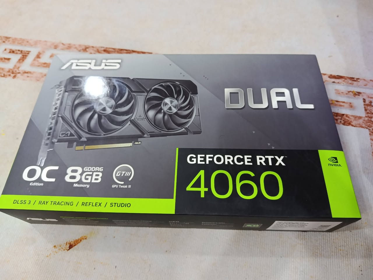 تجميعه للبيع
مواصفات التجميعه  

• المعالج (CPU): AMD Ryzen 5 5500

 كرت الشاشة (GPU): ASUS NVIDIA  RTX 4060

 الذاكرة العشوائية 8+8(RAM)  3600MHz

 التخزين  Lexar 1TB M.2  SSD

Power Supply  600W

 الكيس  Mass

gigabait b450m
سعر مليون وخمسين ألف 
***********

