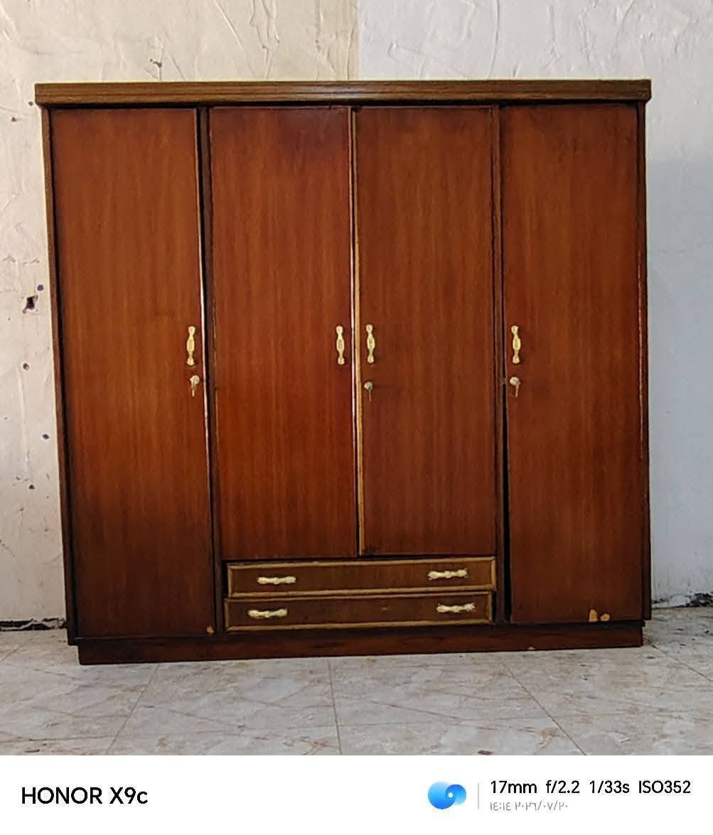سلام عليكم يتوفر بوفية حطاطة +كنتور حطاطة كلش نضيفات
الكنتور سعر125بي مجال 

البوفية 130بيهة مجال 

عنوان بعقوبة الرحمة قرب افران دبي 

للتواصل *********** 

يوجد توصيل بكروة 🛻
