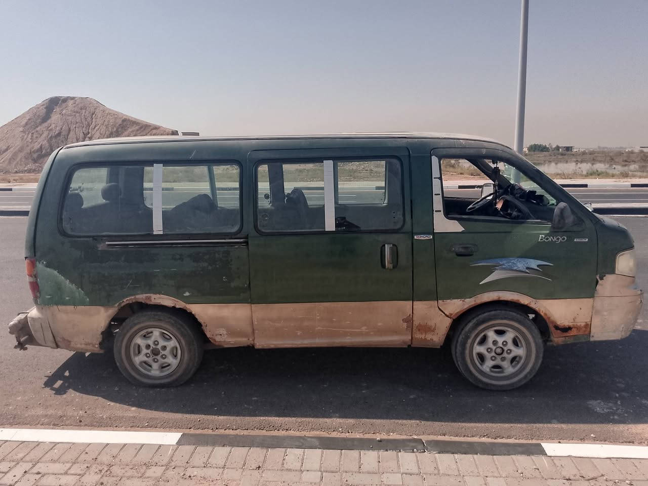 سلام عليكم بريجو بجم البيع مكينه وكير وكسل كفاله تخم تأير كهربائيات كلها شغاله سياره خير من الله معليه ورجعه موديلها 2001 معامله وحته القرص موجود عندي راعيها موجود ويريد تحويل سنويه نافذه بل 2024 وصل خط موجود سياره يردلها جامه وحداديه وره سياره رايدها ب 28 وبيها مجال بسيط مكاني بصره تنومه رقمي ***********

