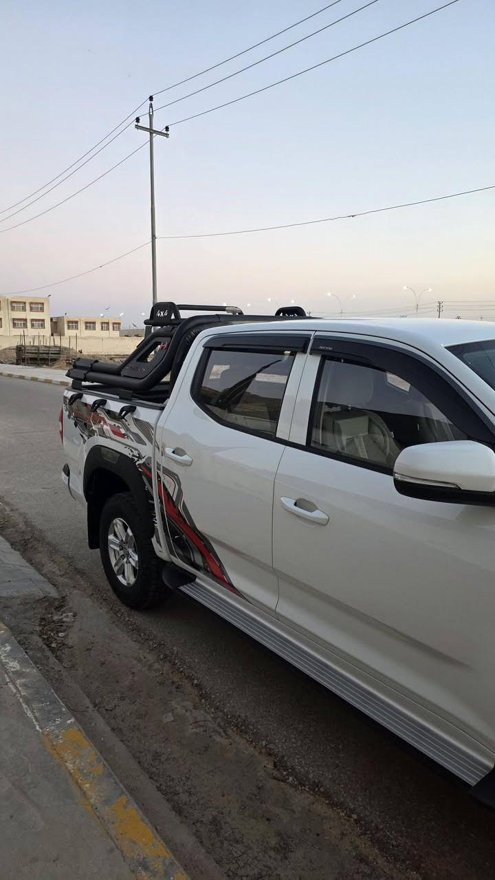 بيكب MG T60 صيني
موديل 2024 كير ومحرك ياباني
حجم المحرك 2500
كير عادي دفع رباعي
المسافة المقطوعة ٤٠
رقم بغداد الجديد
مع إضافة منظومة غاز 60 لتر 
ما بيها أي نقص
ومكفولة من الحادث وأي بارد
رقم صاحب السيارة:(***********)
