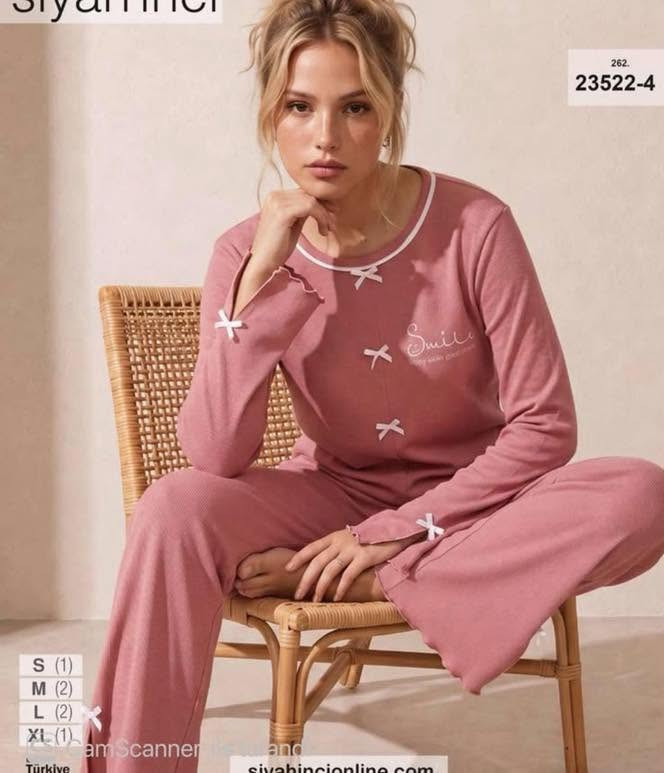 #جديد #بجاما ❤️
السعر : 25 الف قياسات عاديه 
السعر 27 الف قياسات خاصه من 2xl إلى 5xl 
🍁❄️تشكيلة خريف و شتاء 2026-2027❄️🍁
✨نرسم الأناقة بخيوط من التفرد ✨

القياسات: Sمن إلى 5XL🤩

نوع القماش: تركي قطني 100% ناعم✨

📍فحص الطلب قبل دفع الحساب لضمان رضاكِ🌿
           💥يوجد تبديل وترجيع 💥

🛍️ للحجز: (خاص / واتساب) ***********
🚚 خدمة التوصيل متوفرة لجميع المحافظات

نص مكتوب في الصور:
- Siyah İnci
- 262.
- 23522-6
- S (1)
- M (2)
- L (2)
- XL (1)
- CamScanner ile tarandı
- siyah inci 262. 23522-5 S (1) M (2) L (2) XL (1) CamScanner ile tarandı siyahincionline.com Türkiye
- Siyamine
- 23522-4
- Türkiye
- camScanner
- siyabincionline.com