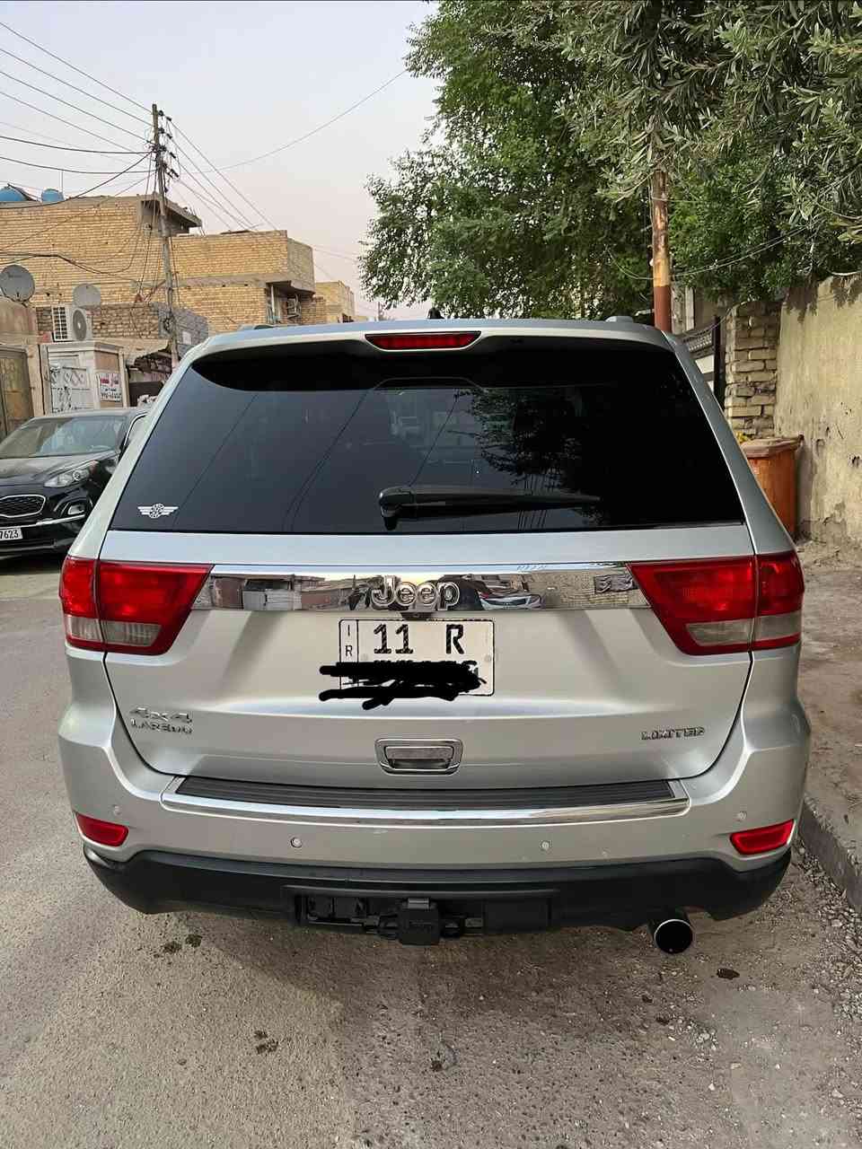 جيب 2012 رقم بغداد وارد كندي 
هزه جديده 
سنويه 2030
السياره فول
بنوراما 
تحكم ستيرن 
بصمه 
جلد 
كشنات كهرباء
مكينه 6
محرك 3.6
السياره داخله كلين وبالعراق بيها جاملغ وبنيد 
السعر 138 بيها مجال قليل
مكان السياره بغداد الشعب 
***********
***********
