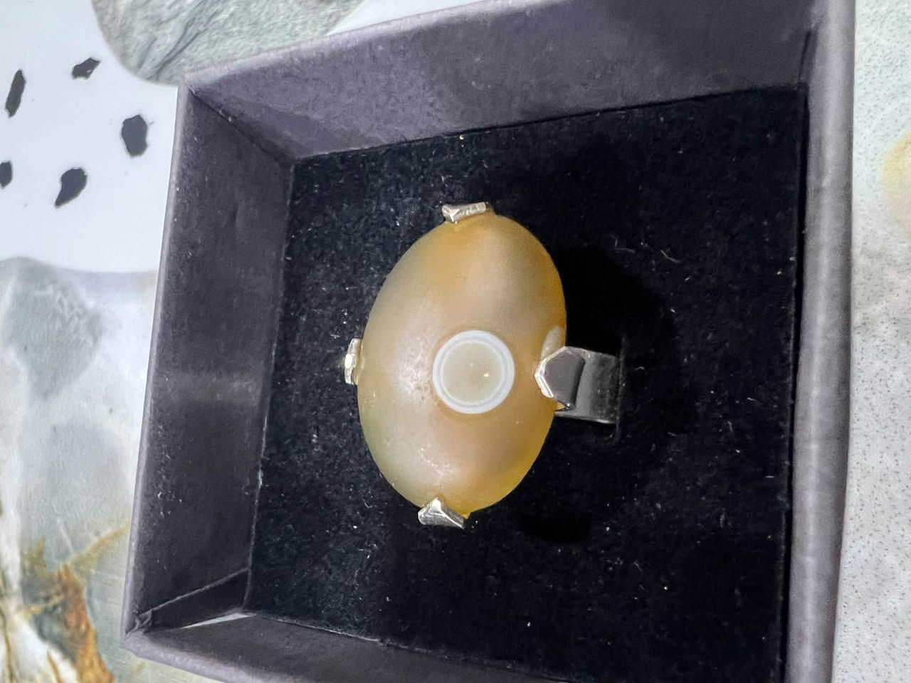 سلام عليكم
محبس البيع سليماني  صياغه مخالب فضى 925 

سعر 50 الف 

 عنواني خور زبير بل  قطع شارع سوداني 

***********
