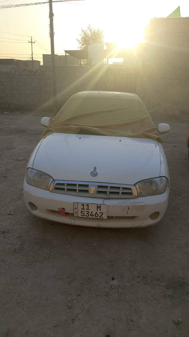 السلام عليكم سيارة كيا سبكترا موديل 2000كير عادي  رقم بغداد باسمي السعر 28 رقم التلفون *********** او مراوس حسب القناعه

