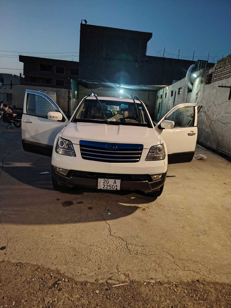 سلام عليكم سياره كيه مهافي مديل 209 فول موصفات واد على واحد سياره جديده السعر ١٢٠ وبيه مجال قليل تصال على رقم ***********
