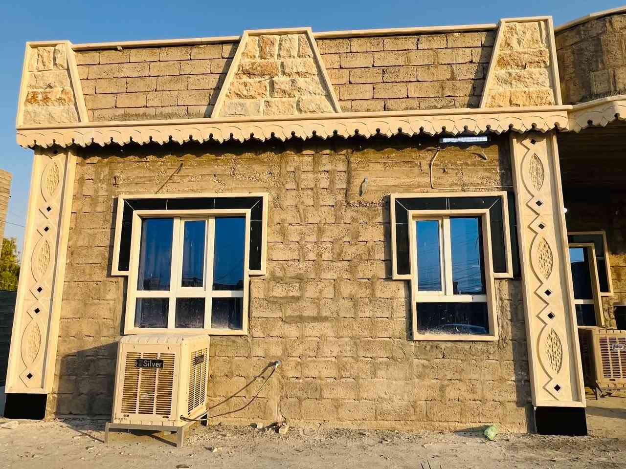 السلام عليكم كادر عمل حجر حلان كرسته وعمل وبلمتر وبسعر مناسب للستفسار ***********
