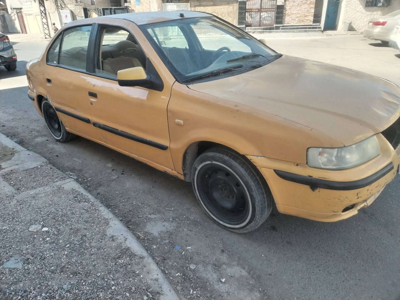 سمند موديل ٢٠١١ • مكينة جديدة • رقم بغداد