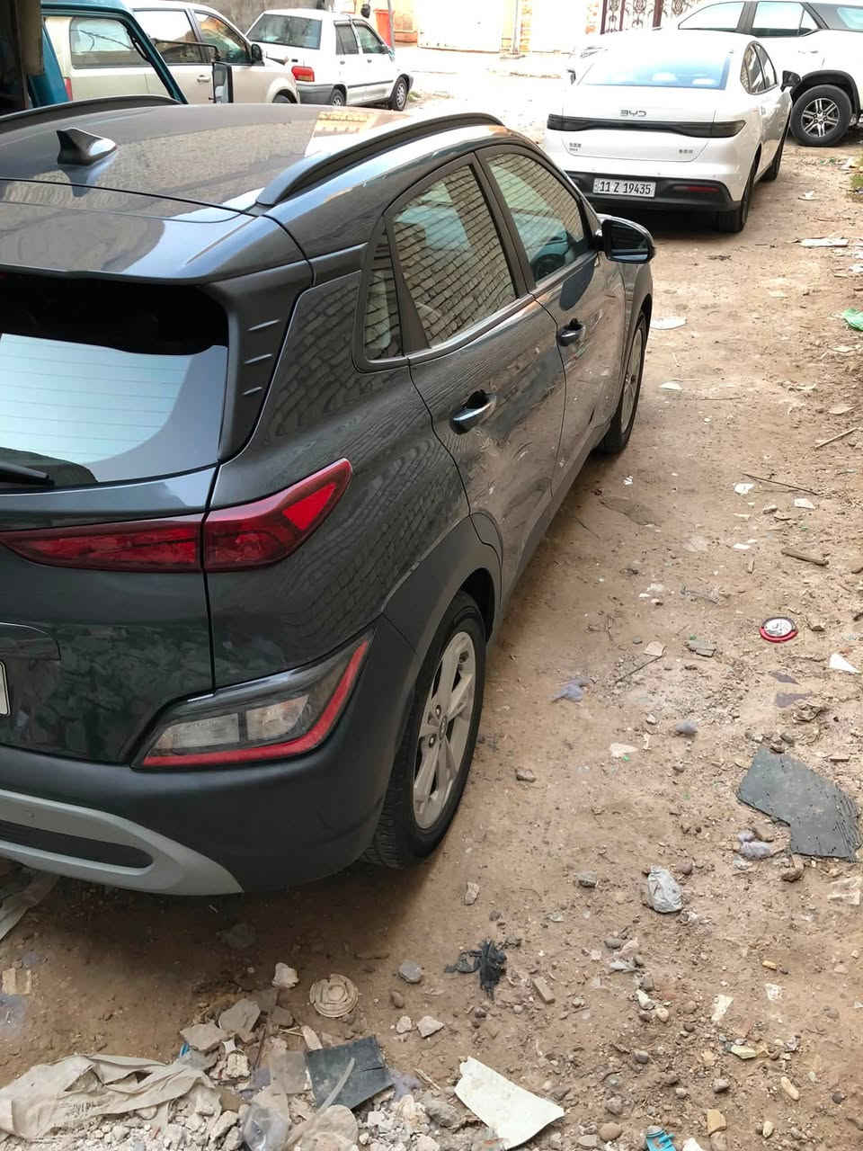 السلام عليك للبيع هونداي كونا مديل ٢٠٢٣ وارد خليجي سياره جاهزه ونظيفة واستخدام شخصي رقم اربيل مواصفات بصمه وكشتات جلد لونين موضحه بالصور للاستفسار الاتصال على الرقم *********** مكان السياره بغداد حي البنوك السعر ١٣٩ ورقه
