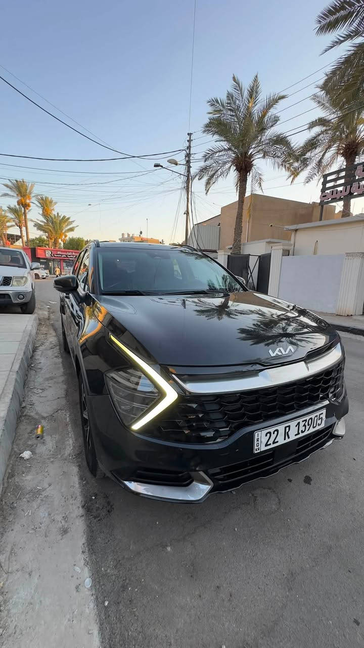 السلام عليكم 
سبورتج  وارد امريكي ٢٠٢٣
4X
بانوراما 
رادار جانبي 
تدفئة كشنات و ستيرن
مناخ منفصل
ماشيه ٤٤ وقابل للزياده
السياره جديده كلش ماشية ١٠ الاف بالعراق فقط
صور الحادث واضح بالصور وسونار هم 
السعر ١٧٥ وبيهه مجال 
ممتواجد عالفيس
للاستفسار ***********
