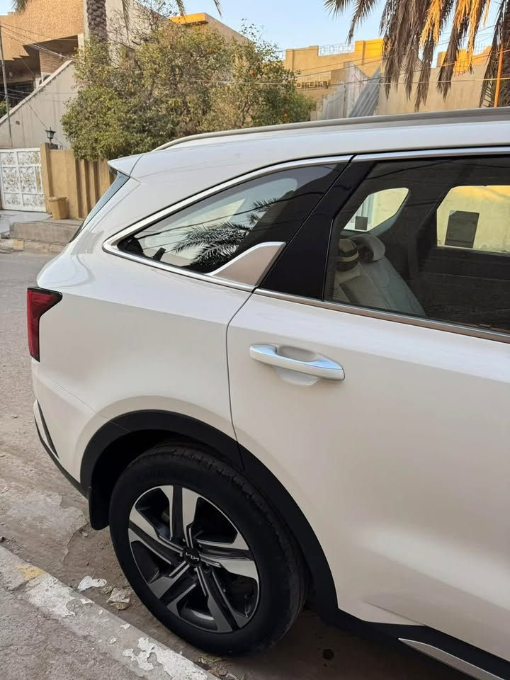 🚗 للبيع 

2022 Kia Sorento

كيا سورينتو 2022

 🌍 المدينة – النجف الاشرف

------------------------------------------------------------ 
✅ المواصفات:   

سورنتو 2022
وارد خليجي
محرك 6سلندر
كشنات جلد لون ابيض
رقم بغداد مكانها نجف
فول مواصفات عدا الفتحة مكفولة كفالة عامة مداور ثاني يوم
بسعر مناسب 

رقم الموبايل / ***********
