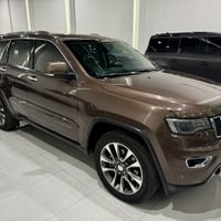 جراند شيروكي • ٢٠١٨ • ٤x٤
