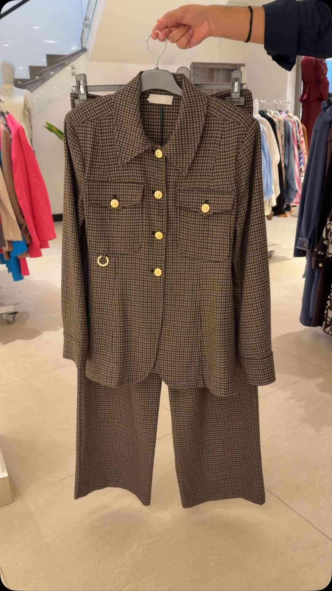 ملابس
