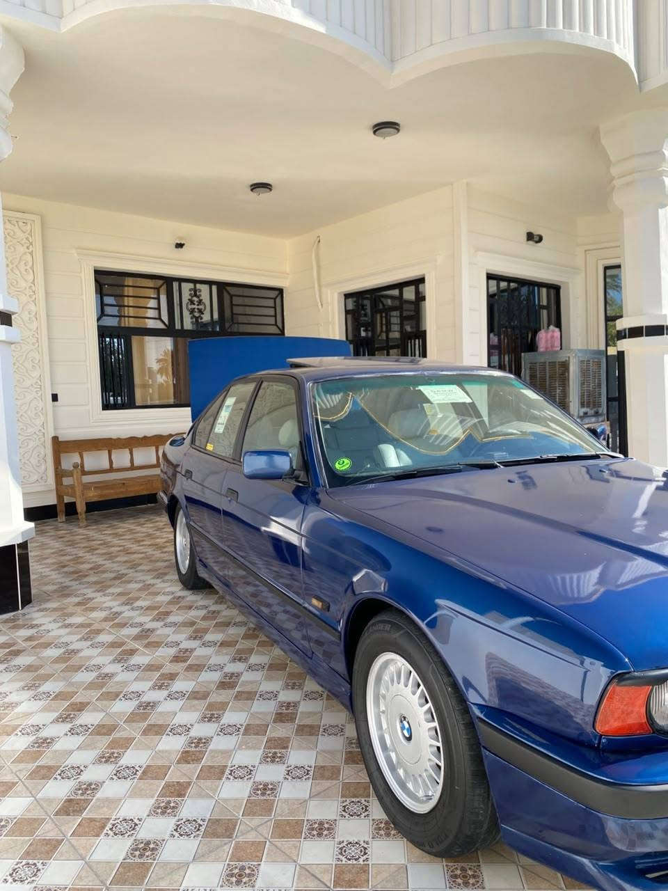 بي أم 525 بجم عريضه مديل 95السياره جاهزه من كلشي مكينه كير حداديه تخم تاير كله جديد تبريد ثلج مسجل سماعات دمام السياره مال بيت مال جناي أبد ما متعوبه مكاني نجف اي ستفسار اتصل وبخدمتك ***********
