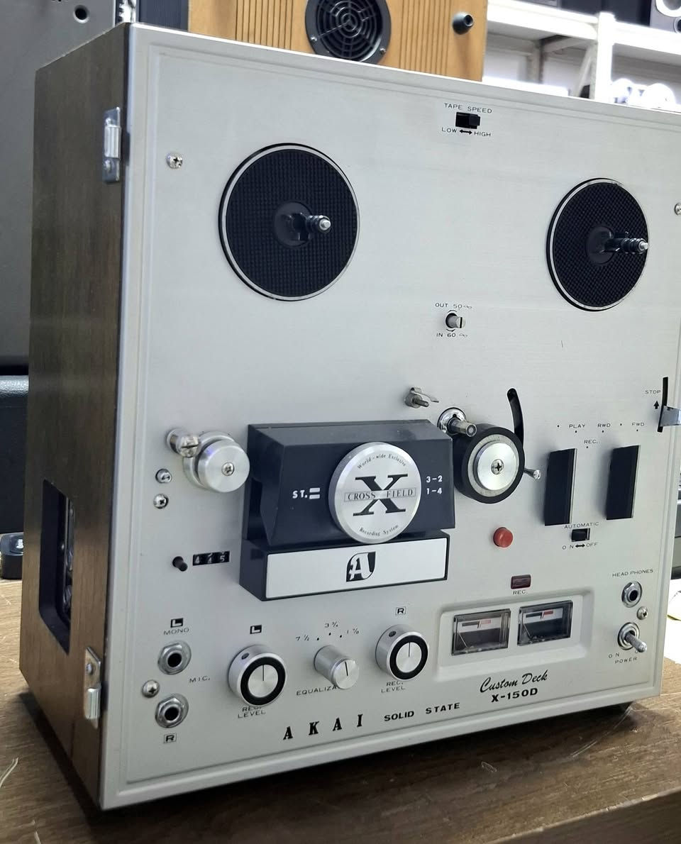 AKAI X 150 D
تیب بكرة اكای 150 دی
انج 7
سرعة  2
تراك 4 
نظیف و شغال 
مركز اربیل للصوتیات  عنوان اربیل سوق منارة
واتس اب / ***********
