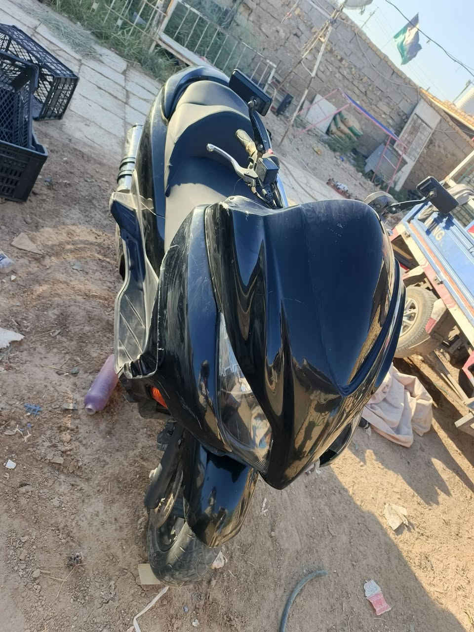 فورزه صفر عشره للبيع شغاله بس بيها خيط دخان المكان كوت خاجيه قرب دائرة المرور كهربائيات كلها شغاله الاتصال ***********
