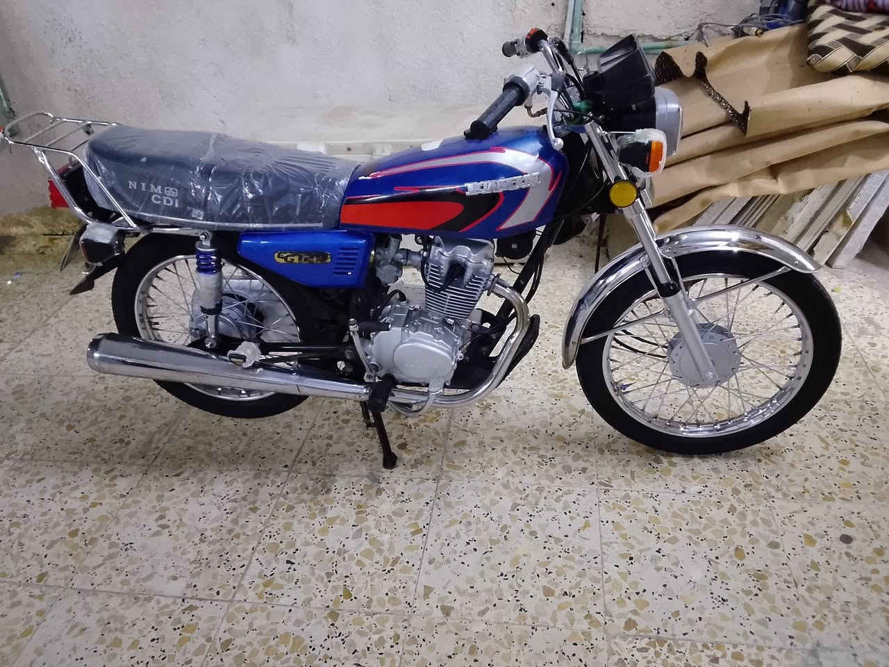 سلام وعليكم درجه نامه مديل23 رقم وسنويه نتهاء 2030 تحويل ثاني يوم درجه جاهزه مكينه مامفتوح كهربيات شقاله السعر مليون800 وبيه مجال الشراي العنوان زبير تصال*********** وتساب موجود وبل خدمه
