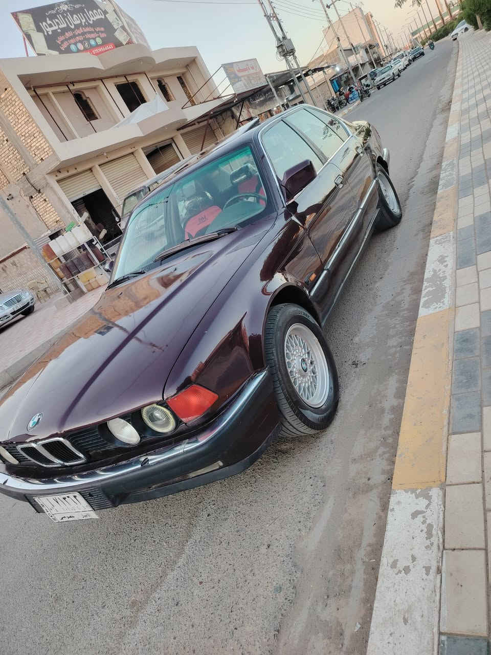 سلام عليكم 
من رخصت الادمن 
بي إم 92 حجم 735 اصل سياره جديده كير ومحرك مكفولات صدر تخم تاير جدد سياره جديده مكانه فلوجه سعره 50 وبيه مجال استفسار اكثر
 *********** واتساب 
*********** واتساب
